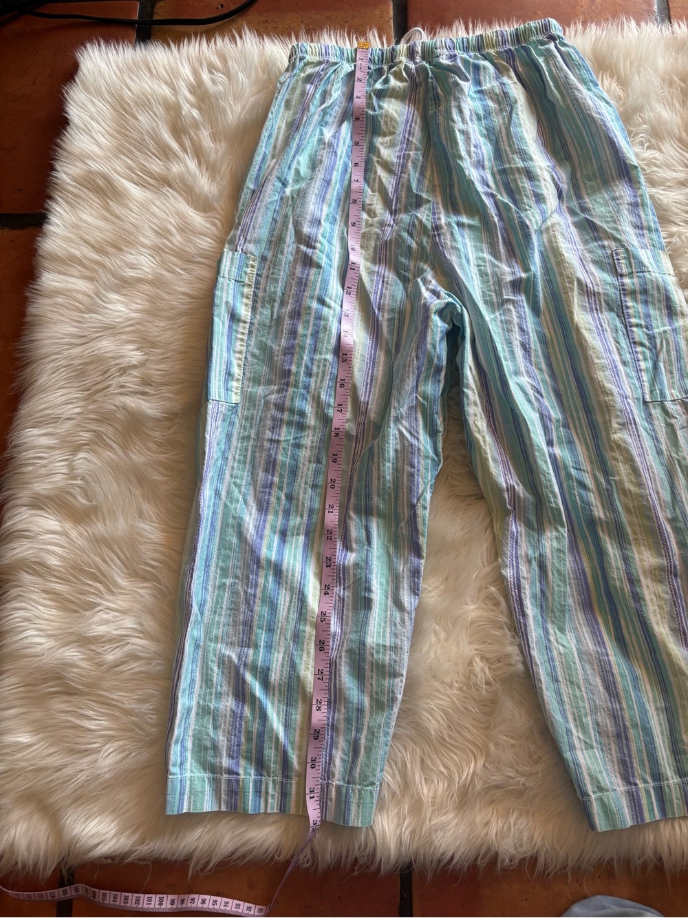 Capris - Picture 4 of 6